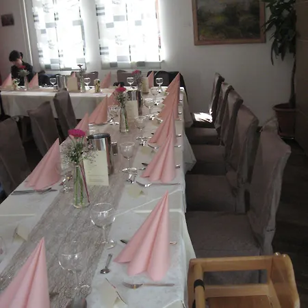 Otel Und Ritter St. Georg 3*