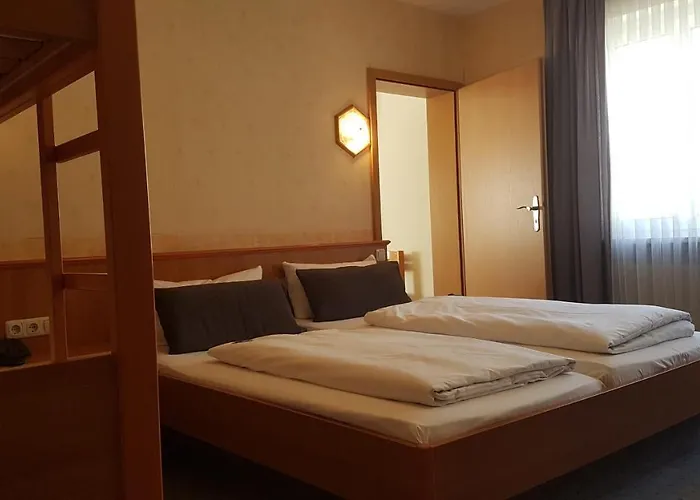 Отель Und Ritter St. Georg Эрланген