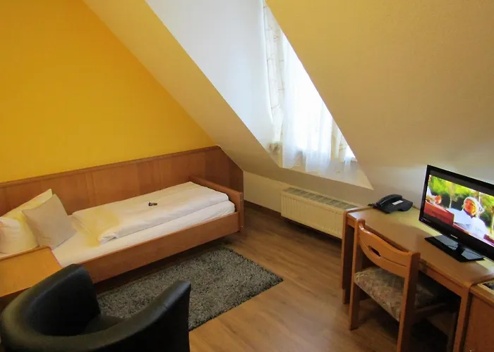 Und Ritter St. Georg Отель 3*
